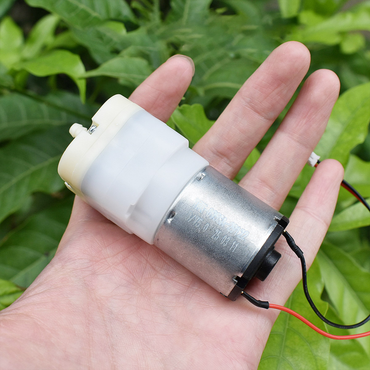 Mini Pompa d'Aria 528 DC 3.7V  - Aquarium Fish Big recensione e prezzo